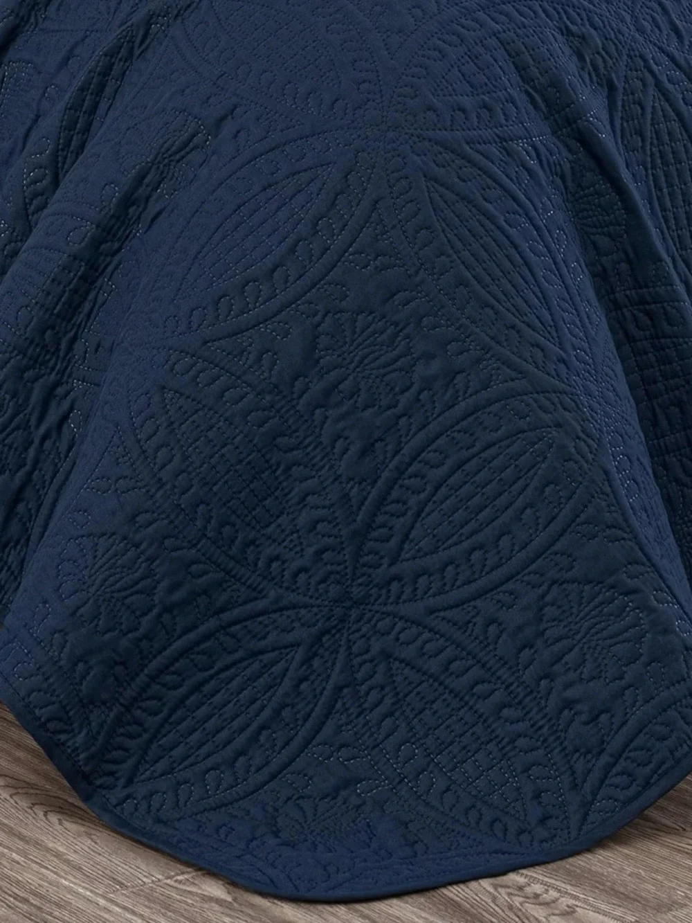 Navy Quilted Bedspread with Shams